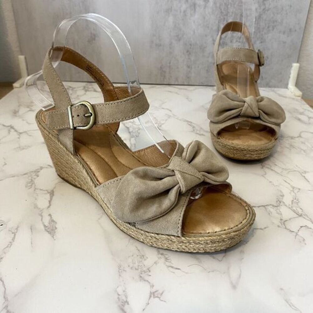 Born Espadrilles Sandasla Women Sz 10M Beige Soft Suede‎ Bow Ankle Strap